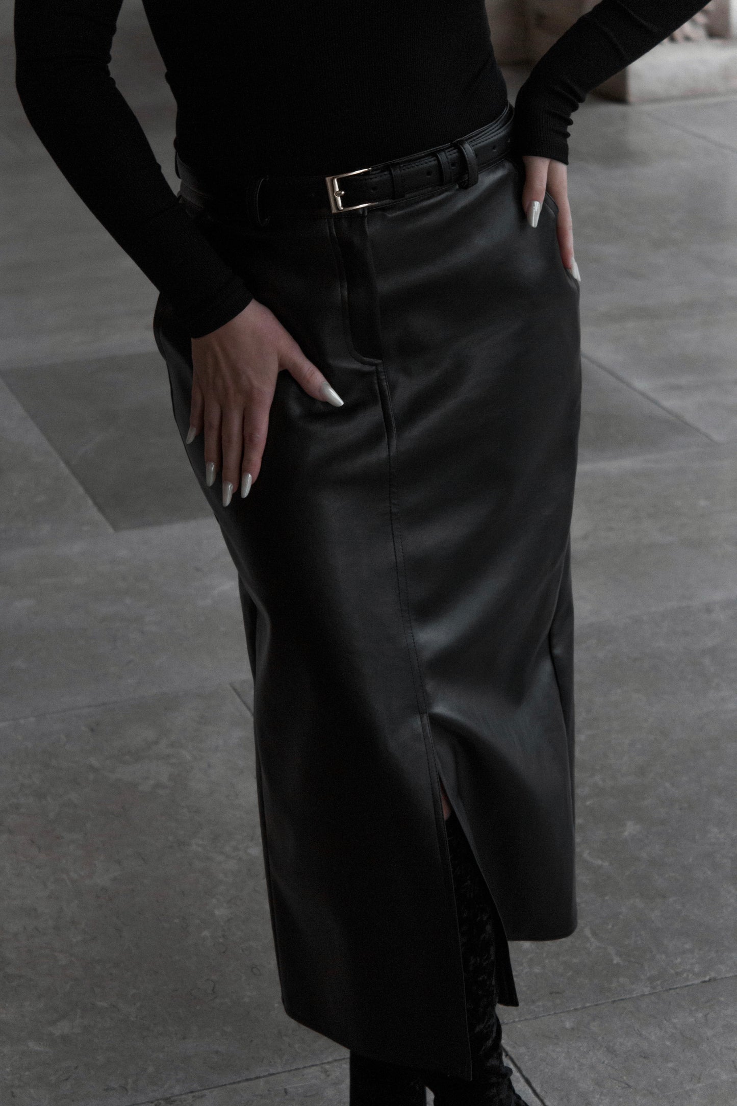 POLISHED LONG SKIRT